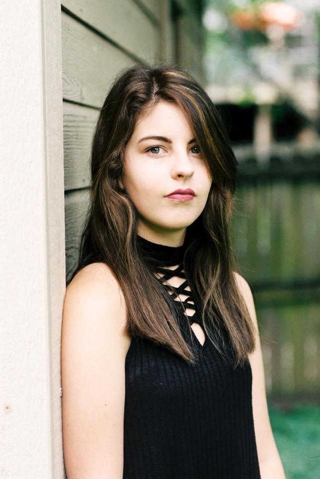 Maggie Schneider.jpg